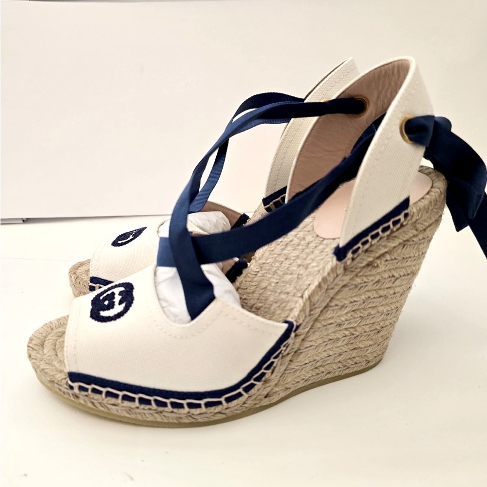 GUCCI Espadrille Wedge Sandals with Ribbon Ties.
